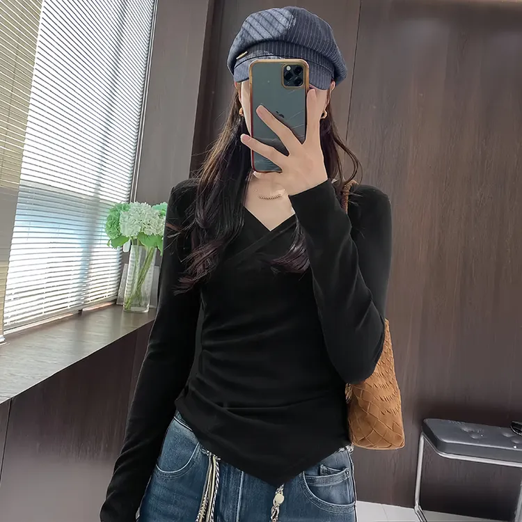 设计感小众纯色时尚t恤女2025年秋冬新款韩版不规则交叉V领上衣
