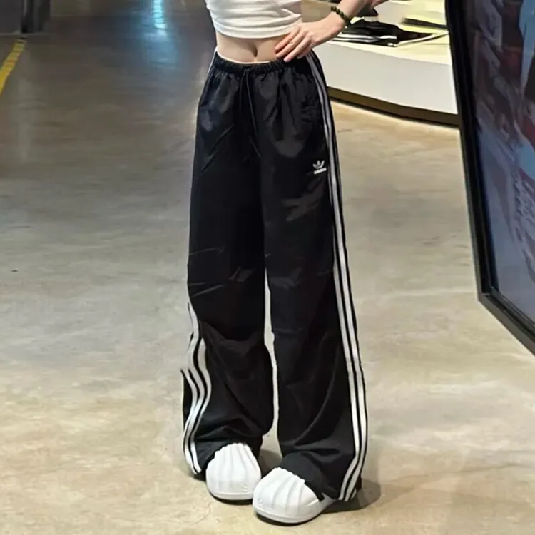 adidas/阿迪达斯三叶草女裤 2025秋季新款运动裤阔脚休闲裤长裤子