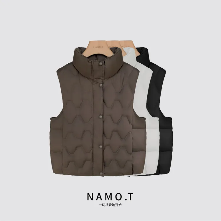 【七爷粉丝专属】NAMO.T时尚设计菱格压胶短款马甲NG711D220