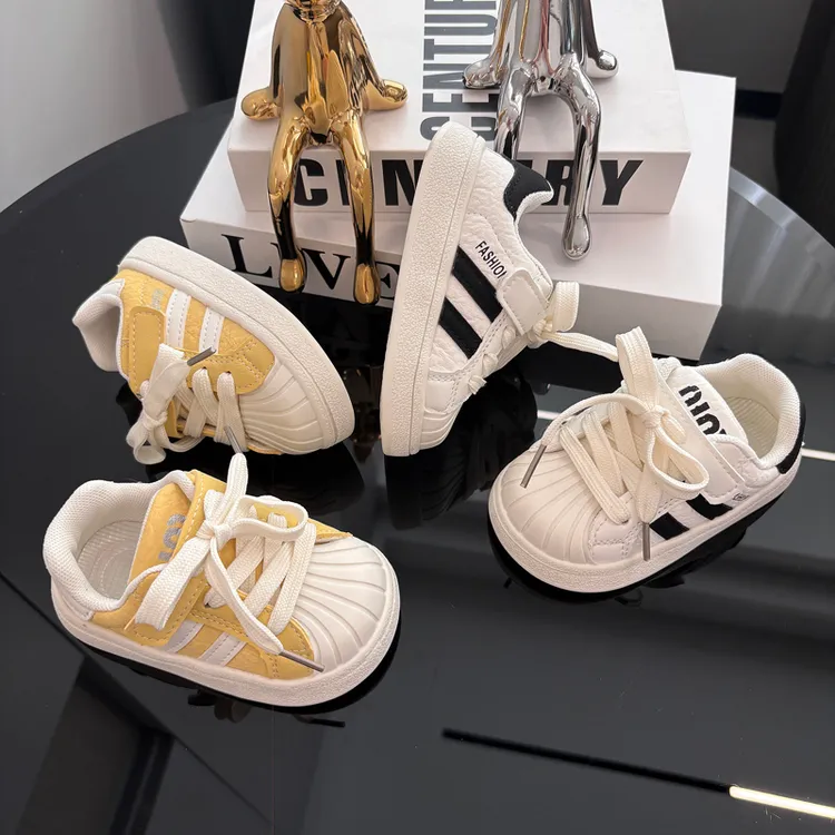 宝宝鞋子软底透气婴幼儿学步鞋小白鞋运动风板鞋防踢春秋耐磨