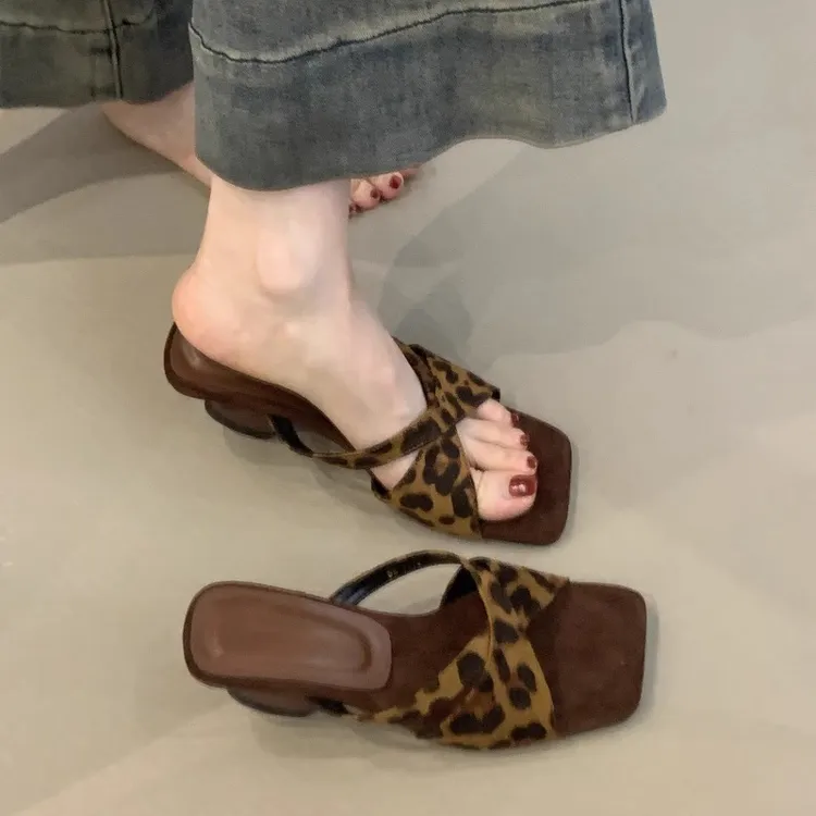 法式复古绒面黑色露趾一字拖鞋女夏外穿休闲仙女风绝美高跟凉鞋