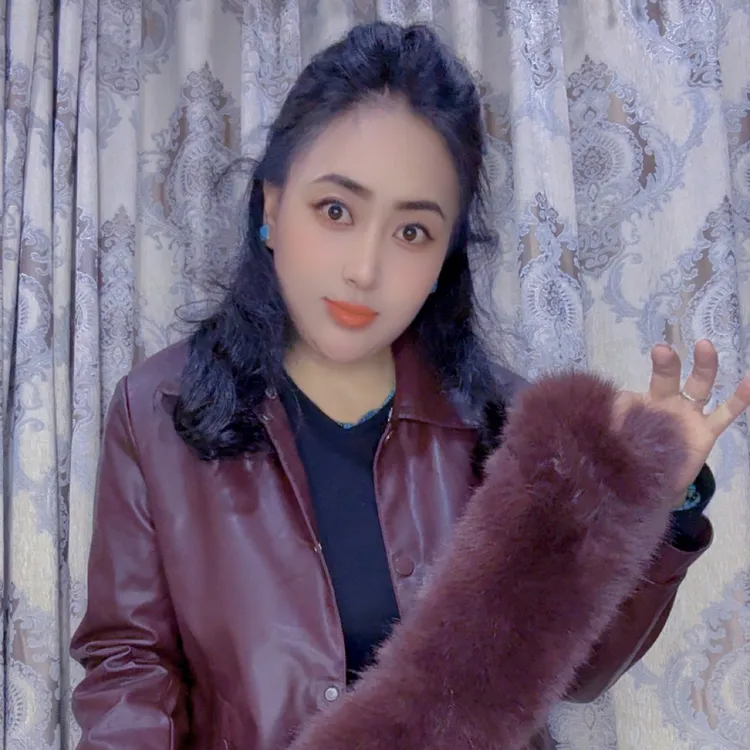 休闲短款加绒混合皮短款外套