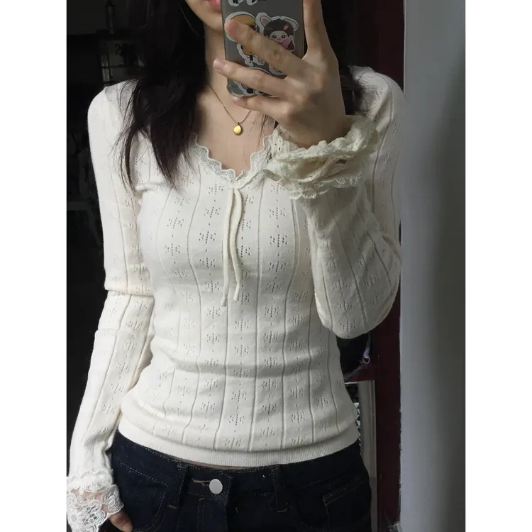 韩系氛围感蕾丝边v领长袖t恤女秋季纯欲风修身慵懒chic打底衫上衣