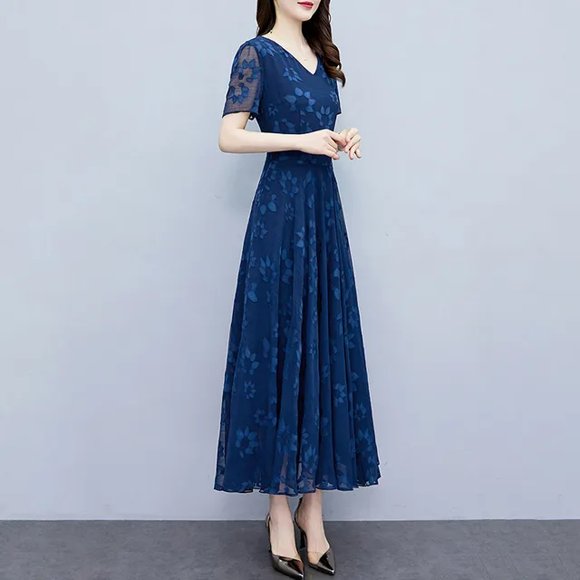 雪纺连衣裙子女士夏季2025年新款收腰气质爆款v领妈妈短袖中长裙