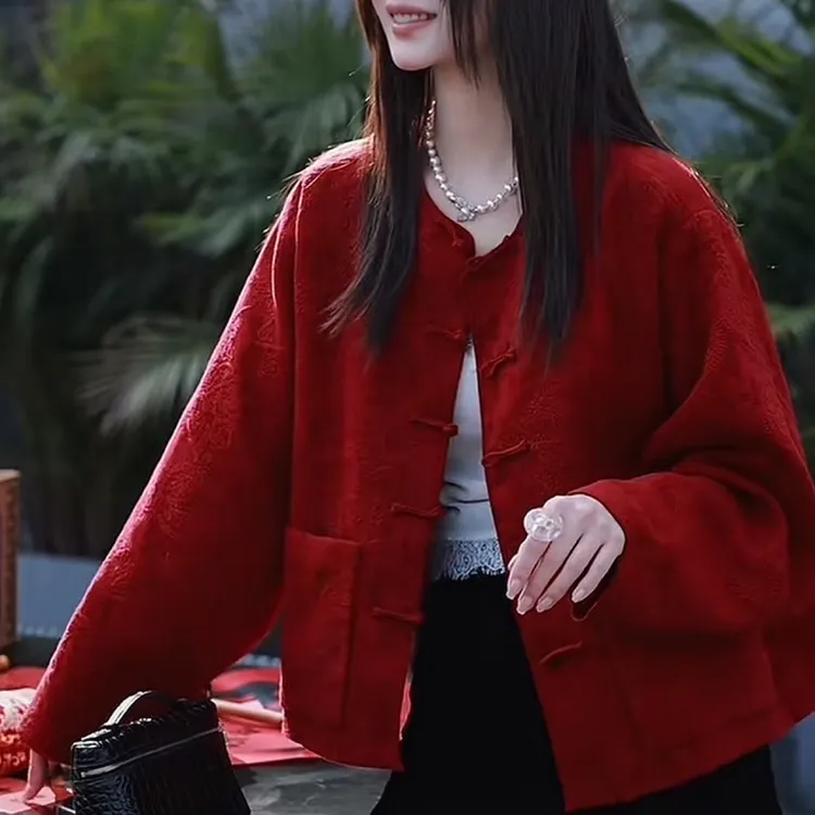 新中式短款盘扣外套2025新款国风刺绣提花红色棉麻上衣