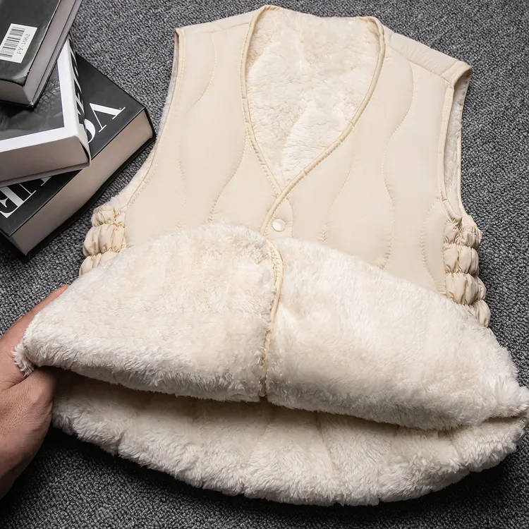 秋冬新款羊羔绒蛋白棉马甲内搭修身加绒保暖背心贴身防风内胆叠穿