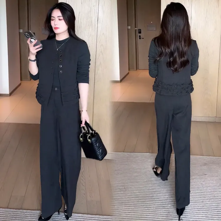 时尚套装女2025秋季新款洋气显瘦减龄打底上衣马甲阔腿裤三件套潮