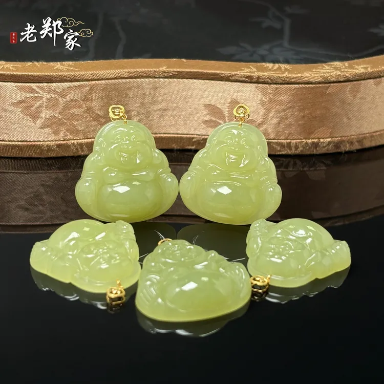 【老郑家】18k金和田玉佛公吊坠 3183 多样性发一件 约28*28*8mm