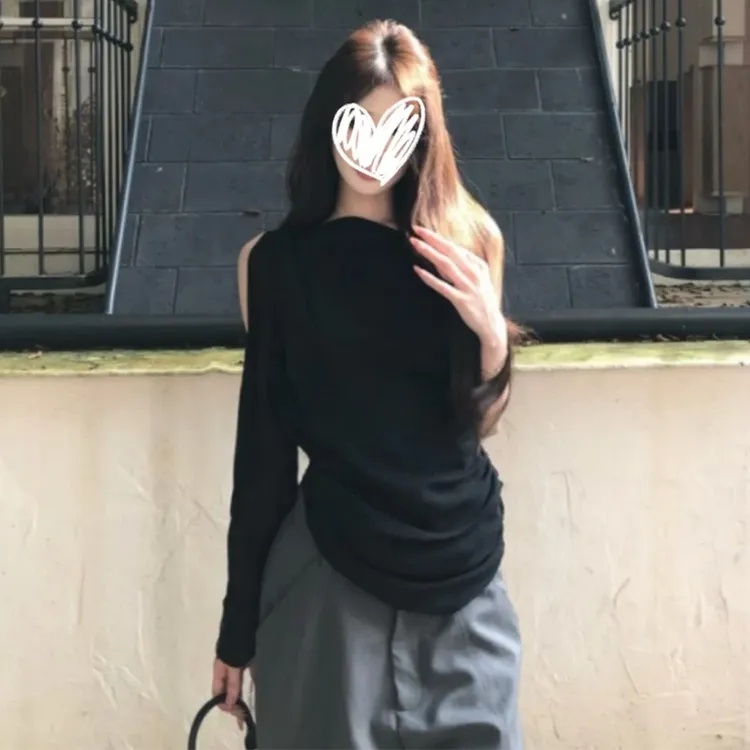 酷飒风女装高级感黑色斜肩T恤早秋独特漂亮性感露背显瘦长袖上衣