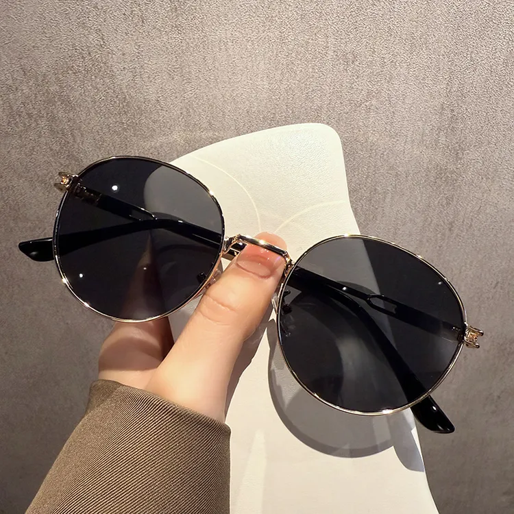 网红同款墨镜女款2025新款复古防紫外线太阳镜男椭圆框小脸眼镜潮