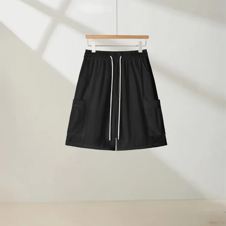 黑色薄款工装休闲短裤女装2025夏季新款松紧腰休闲百搭凉感五分裤