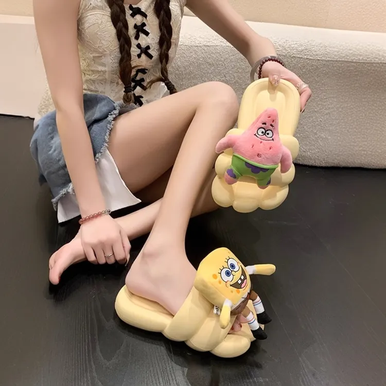 可爱卡通海绵宝宝厚底夏季新款一字拖露趾女软底防滑家居外穿凉拖