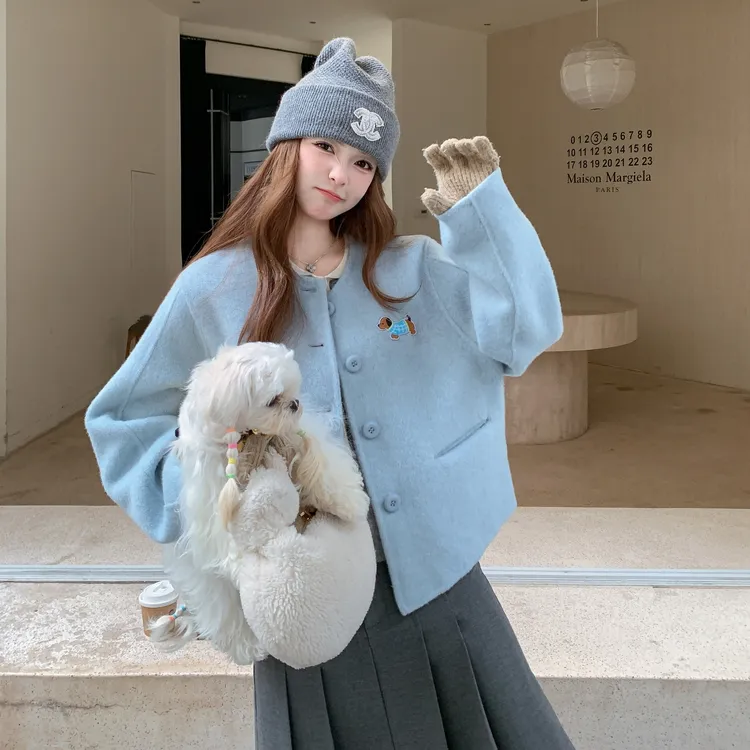 时尚减龄韩系慵懒风百搭大衣女2025秋冬新款洋气显瘦高级感短外套