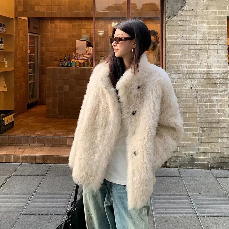 豪吉皮草“海洋托卡“进口托斯卡纳卷毛皮草外套女立领皮毛一体6181