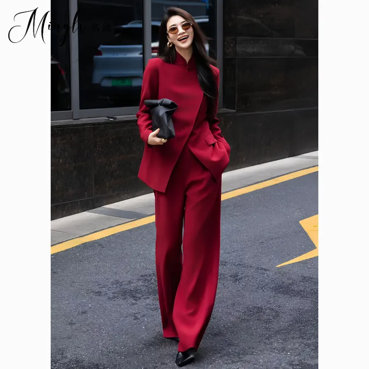 名缕中式国风红色西服套装2025秋冬新款立领盘扣西服长裤两件套