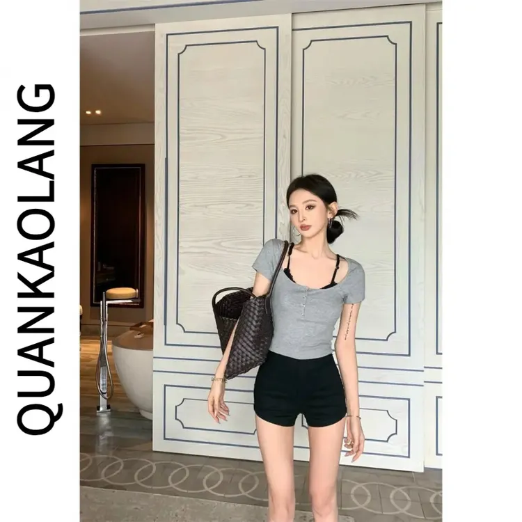 时尚拼接蕾丝假两件短款修身恤上衣辣妹风聚酯纤维青春领