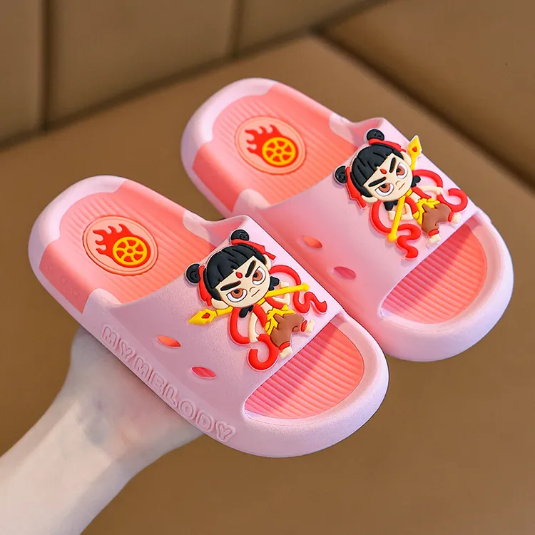 儿童拖鞋女童哪吒2025新款男童夏季软底防滑室内居家女孩凉拖鞋