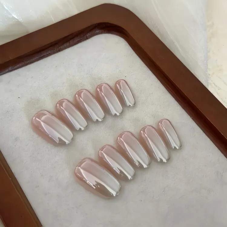 现货【沐光】纯手工穿戴甲淡粉色指尖追光猫眼简约精致美甲片