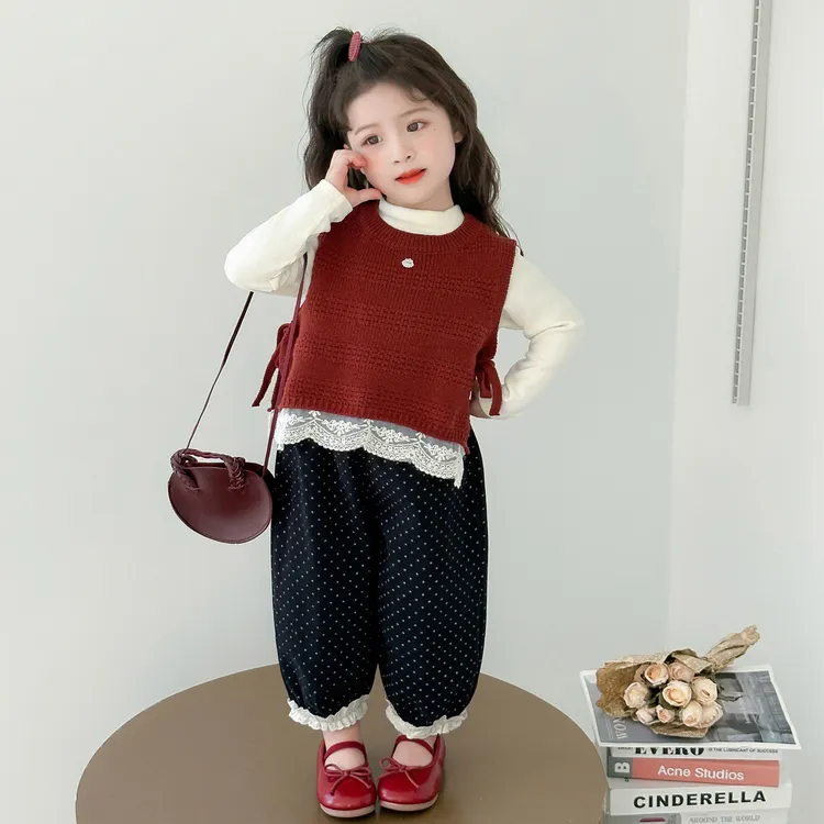 女童毛衣马甲套装秋季2025新款洋气时髦儿童女宝宝秋装休闲三件套