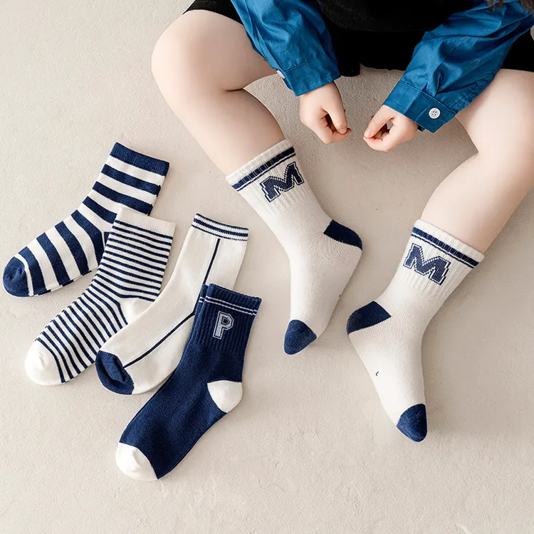 儿童袜子韩版字母条纹中筒棉袜男童女童春秋季百搭学生袜潮袜0063