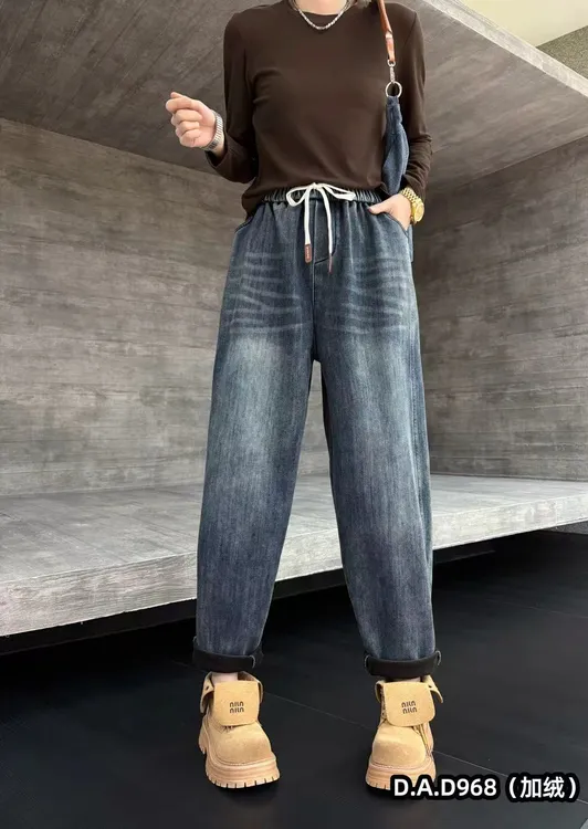 季公子2025秋冬女加绒加厚防风水洗软哈伦牛仔裤968