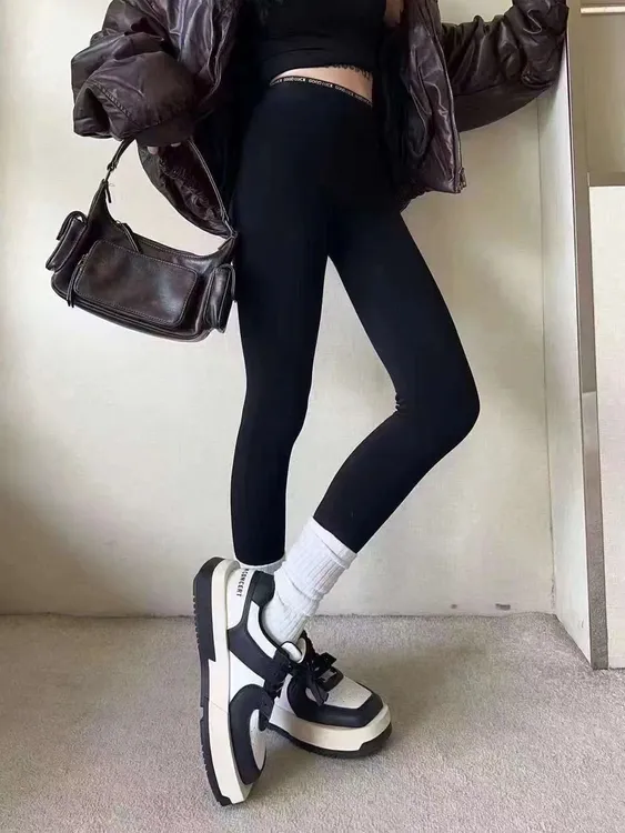 懿家冬季加绒显瘦保暖云朵裤加厚打底裤