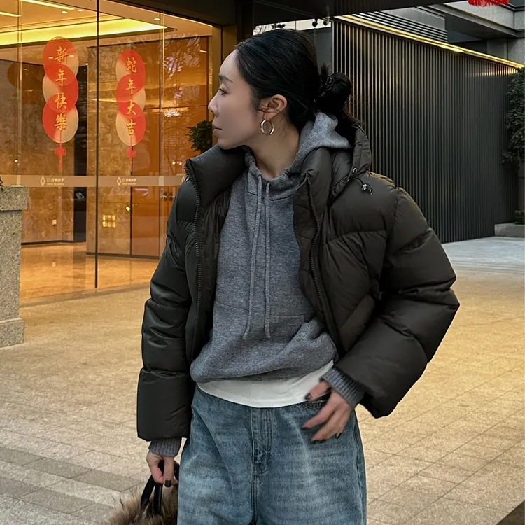 Action Studios 【巴黎街头】时尚保暖可脱卸帽短款保暖鹅绒服9297