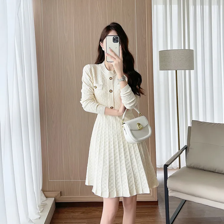 小香风提花修身连衣裙秋装女款爆款2025新款长袖时尚针织裙子女秋