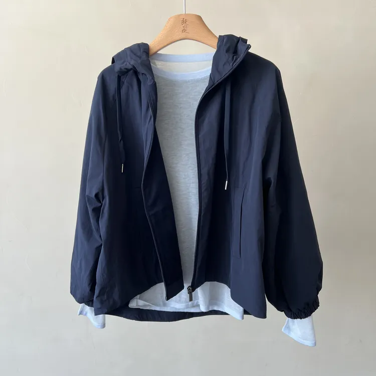 既是JISHI运动女士【宽松型风衣短款外套】春秋连帽春秋春季WT036