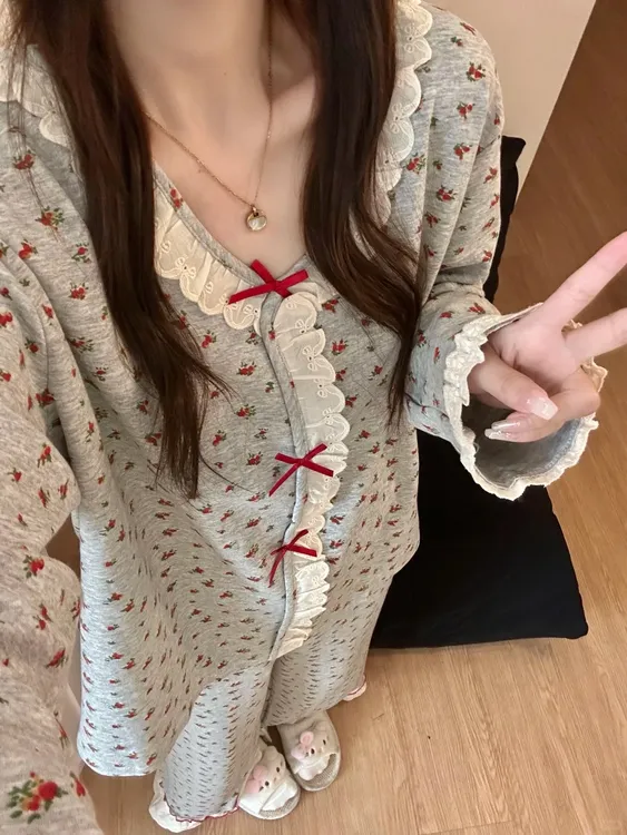 韩版温柔甜美风碎花长袖睡衣女款早秋季新款套装宽松家居服可外穿