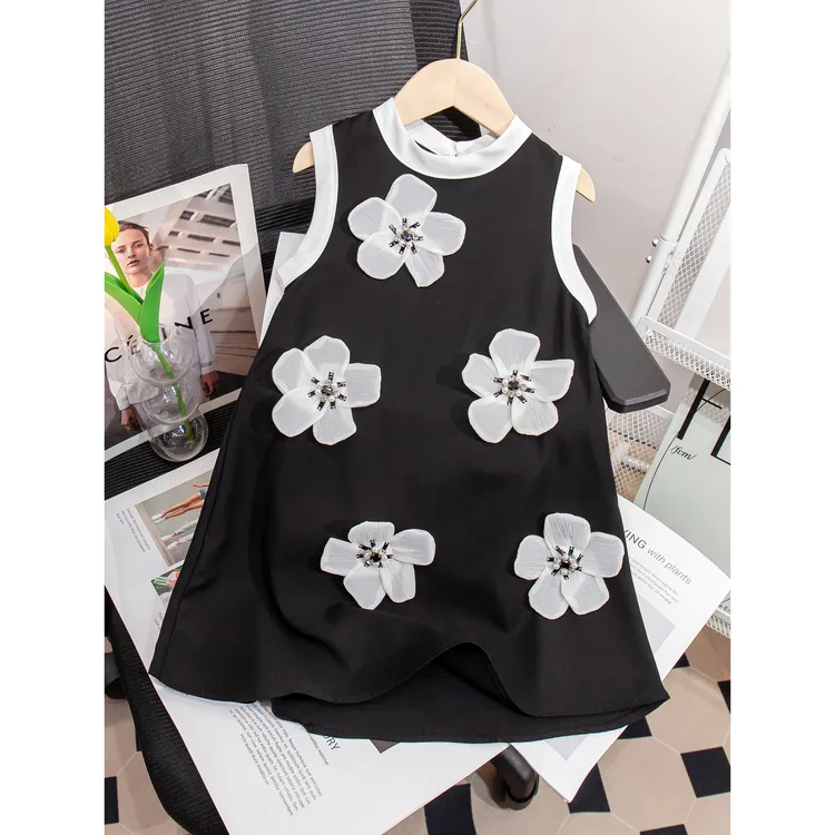 女童无袖连衣裙2025夏季新款儿童洋气背心裙女孩立体花朵休闲裙子