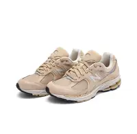 New balance 瑕疵特卖