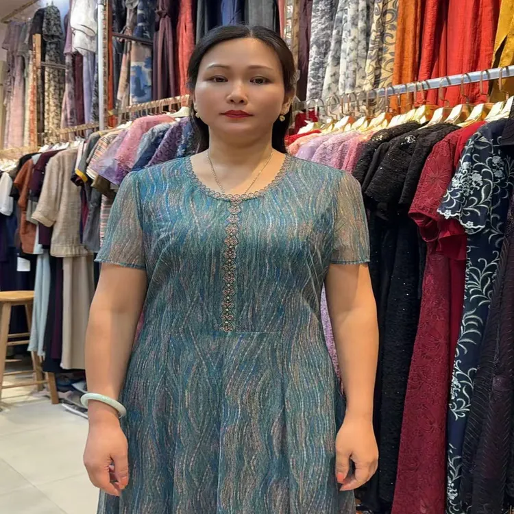 夏季新款时尚减龄碎花女装妈妈装短袖中长款连衣裙