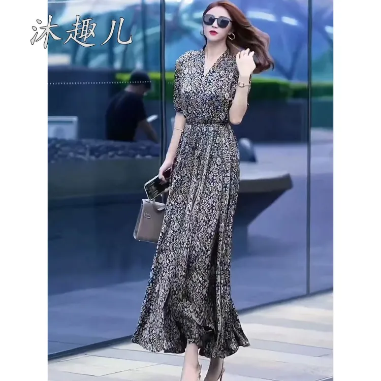 2025短袖气质新款夏季印花连衣裙碎花收腰显瘦时尚高腰大摆长裙子
