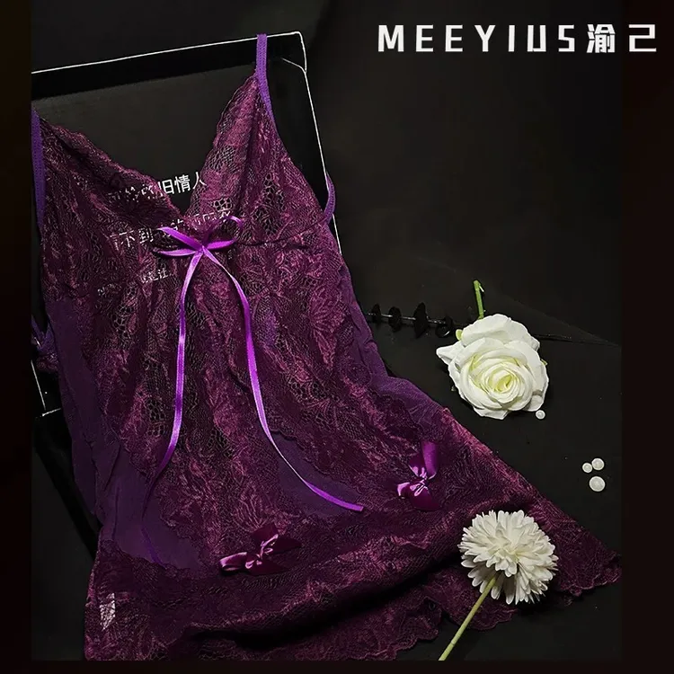 【Meeyius】韵味紫蕾丝绑带性感背心睡裙