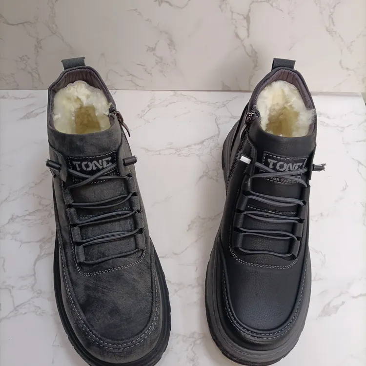 男士新款纯羊毛一脚磴防滑保暖休闲皮鞋真皮休闲鞋
