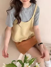 A379-甜美减龄领马甲背心女春夏韩系钩花边宽松外搭针织吊带上衣