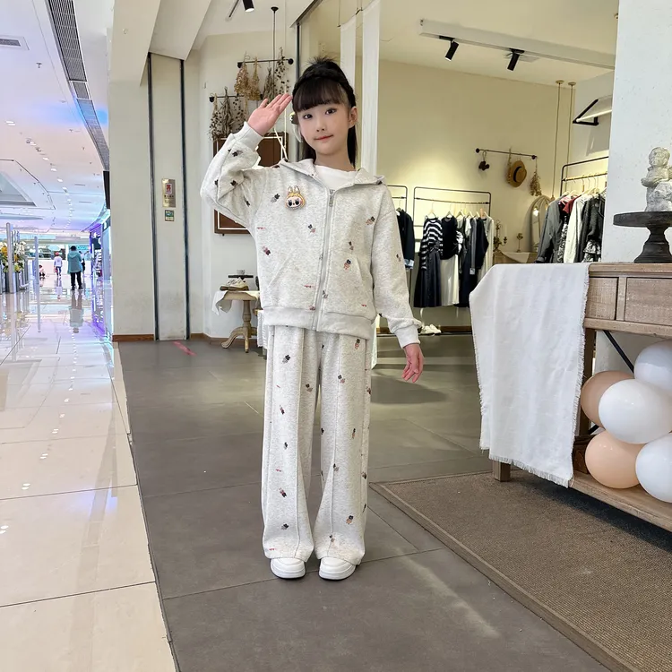 女童秋季套装2025新款儿童洋气女童连帽针织套装超好看两件套