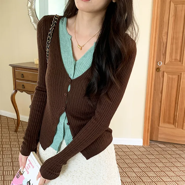 撞色假两件修身针织开衫女设计感韩系通勤温柔软糯薄款V领毛衣秋