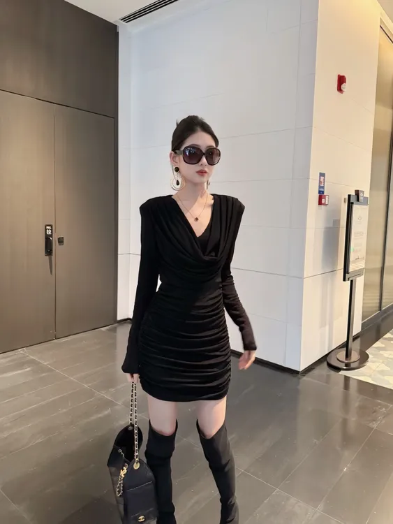 法式荡领捏褶长袖连衣裙秋冬内搭打底修身包臀短裙优雅气质宴会裙