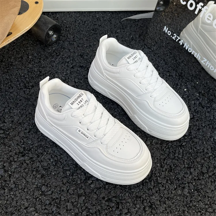 2025新款MAISHNEG秋季增高6公分小白鞋ins复古风百搭时尚休闲鞋