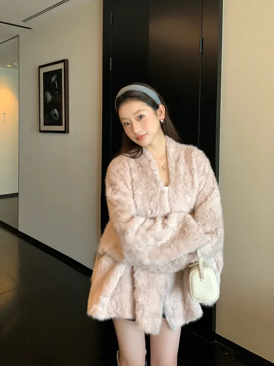 粉色环保皮草毛毛大衣外套女慵懒风2025秋冬新款女上衣开衫外套