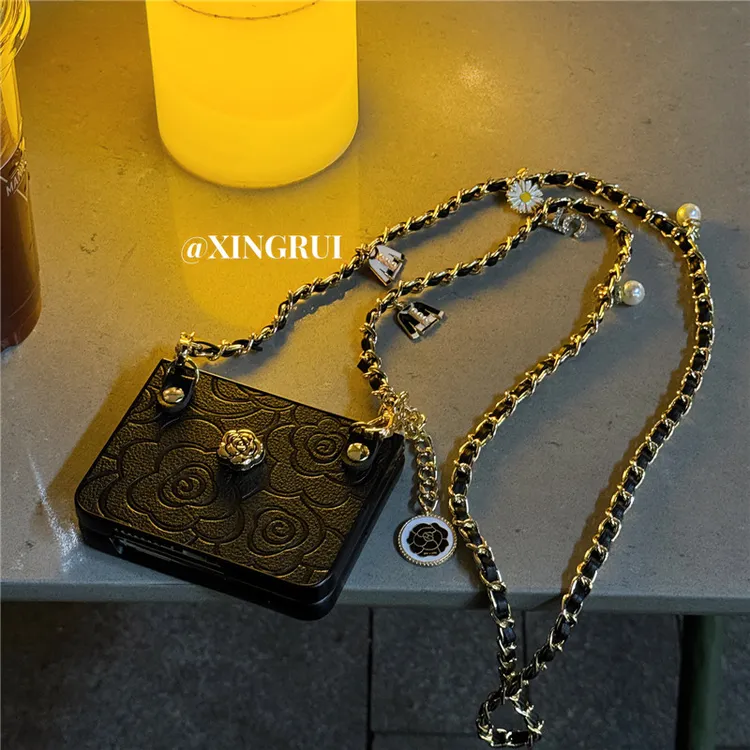 ins黑色皮纹山茶花斜挎链适用华为pocket2/s折叠屏purax手机壳