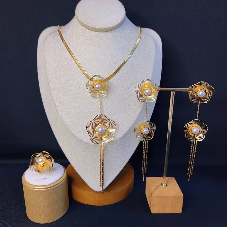 钛钢仿珍珠项链 哈尼西牧时尚华丽三件套#0008167