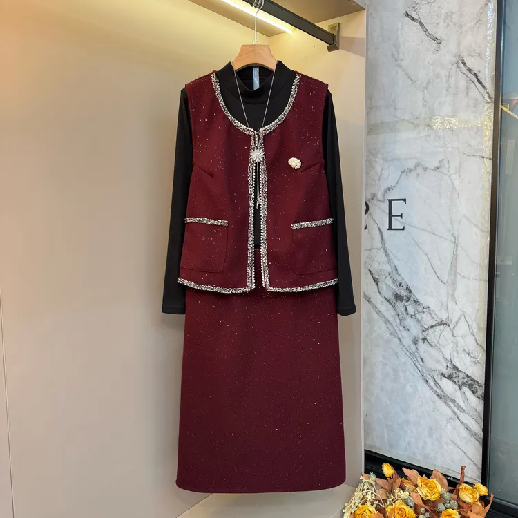 冬季重工钉珠边设计大码女装通勤风显瘦满天星设计半身裙套装2612