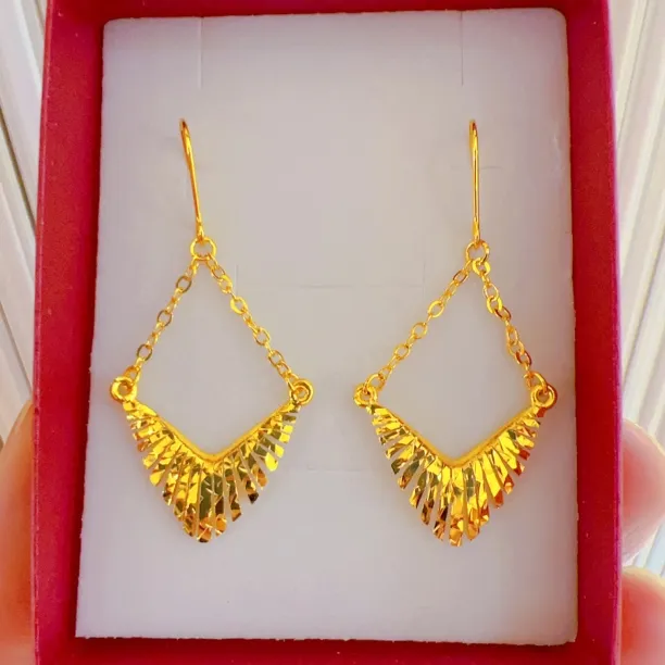 钛钢耳饰 368时尚新款休闲百搭耳环精美灵动金耳坠