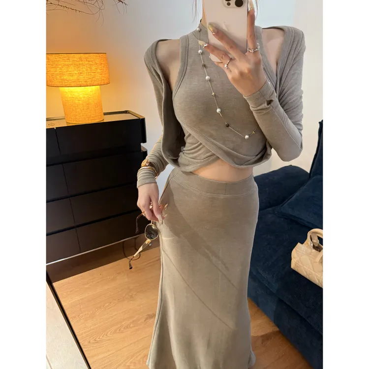 【人鱼套装】新款露肩长袖上衣气质鱼尾半身裙套装设计感小众两件套