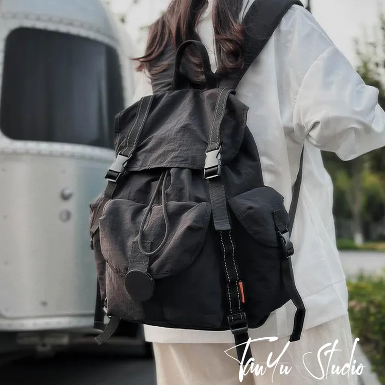 探屿2025新款户外大容量轻便双肩包女旅行登山电脑背包男学生书包