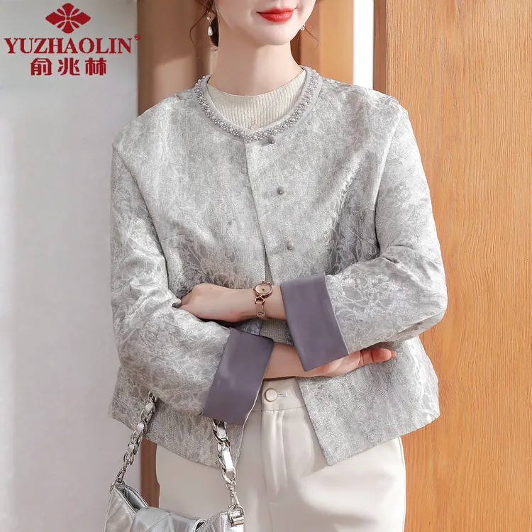 俞兆林妈妈秋季外套2025新款中老年女装新中式国风小香风上衣服