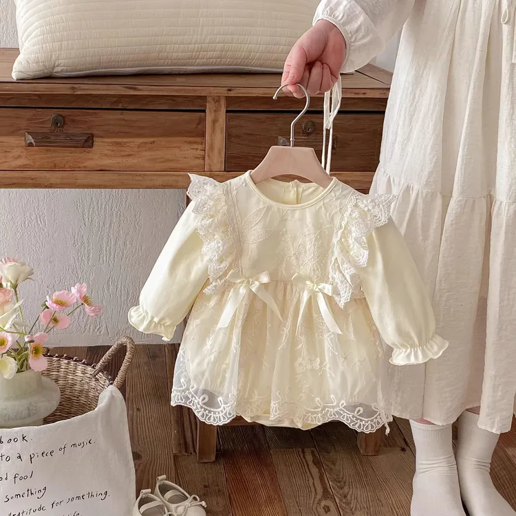婴儿衣服春秋装女童裙子长袖满月服包屁衣女宝宝百日宴周岁公主裙